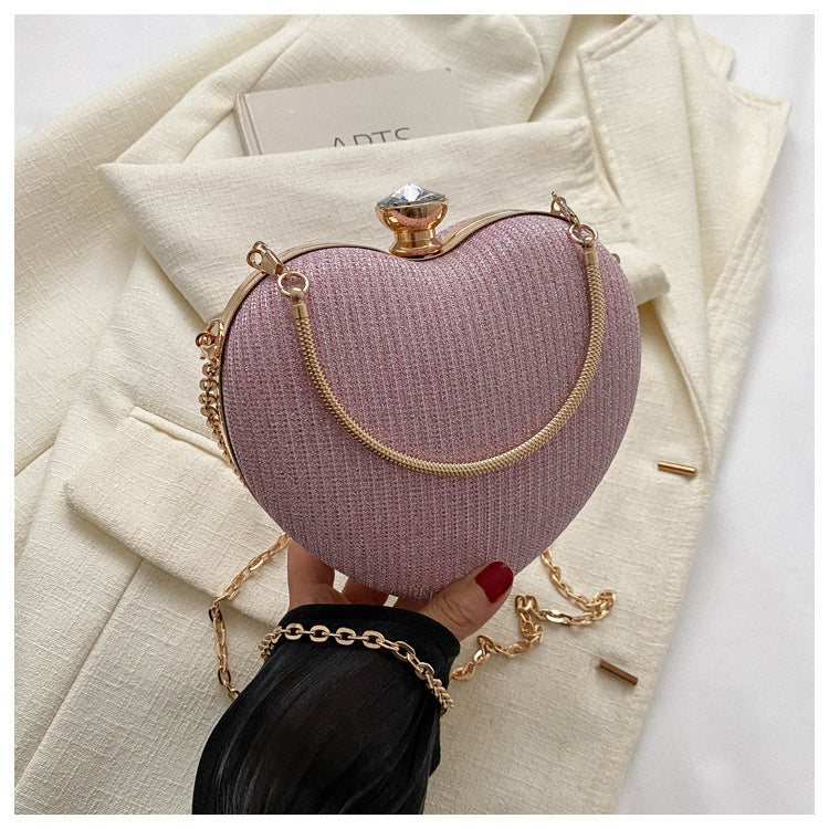 Evening Clutch Bag Women Bag Shiny Handbag Heart Shape Metal Clutches Bag Fashion Chain Shoulder Crossbody Bag Luxury Lady Purse Valentines Day Outfit